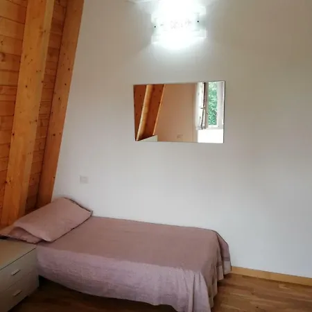 First House בית נופש *